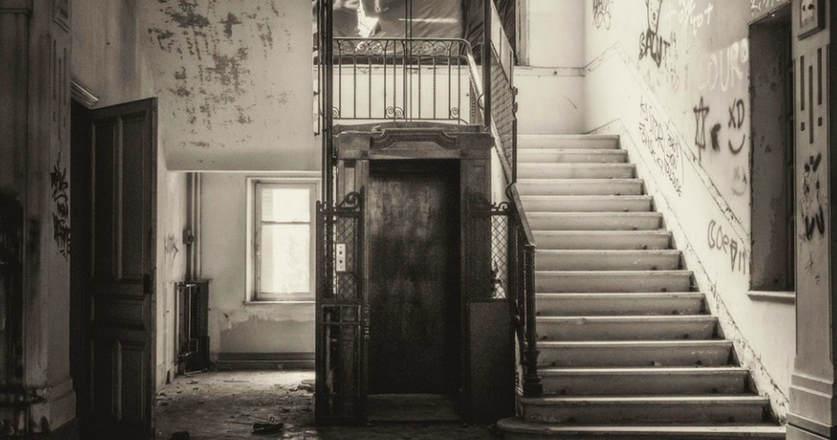 What Happens To Your Body If Your’re Inside A Falling Elevator