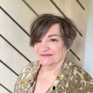 40 “Salt and Pepper” Hairstyles That Are Effortlessly Gorgeous